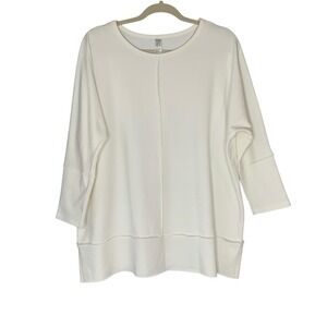 Spanx Perfect Length white dolman‎ sleeve top. Size L
